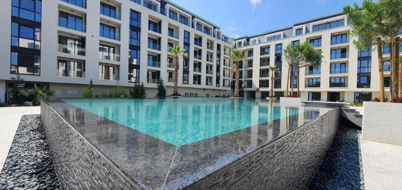 Exclusive St Constantine Apartment